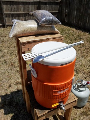 Mash tun for homebrewed beer